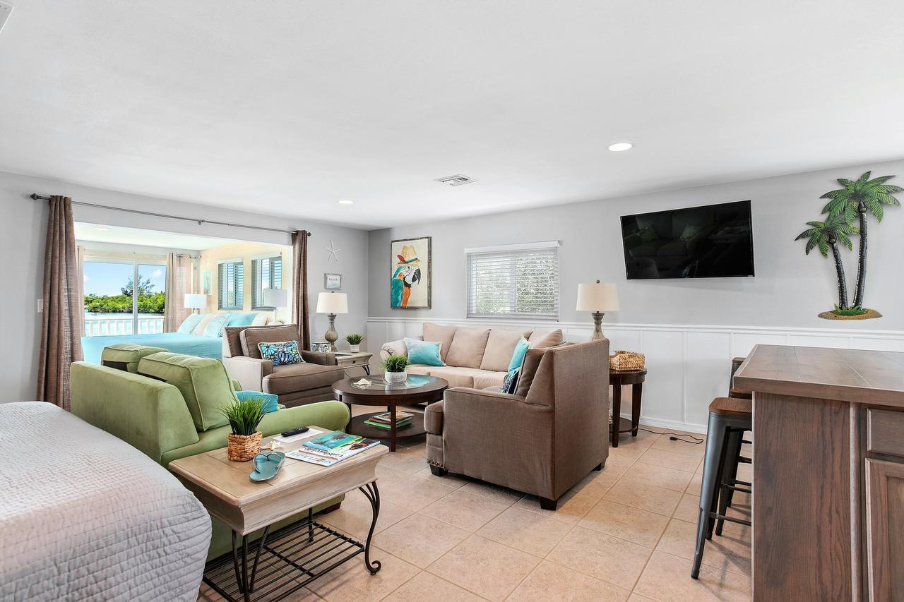 Latitude 26 Waterfront Boutique Resort - Bonita Springs Exterior foto