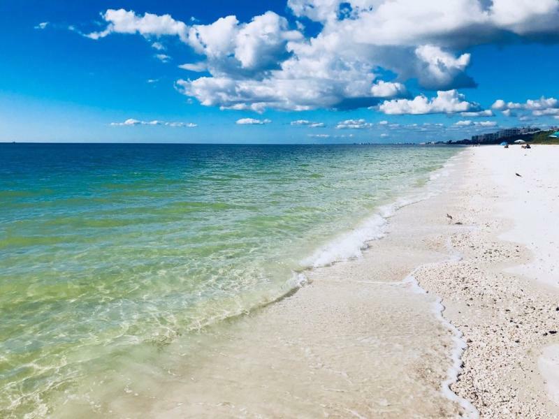 Latitude 26 Waterfront Boutique Resort - Bonita Springs Exterior foto